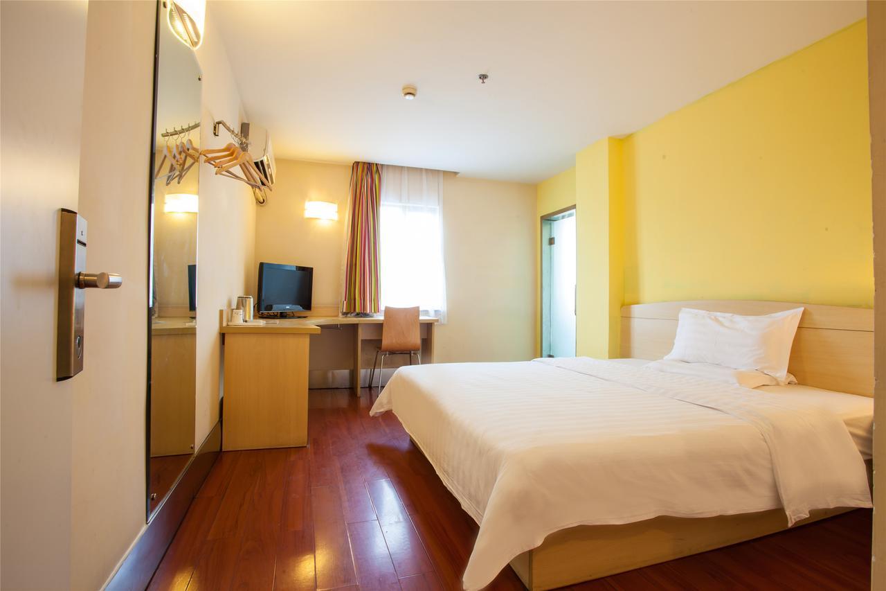 7Days Inn Qingdao Development Zone Jinshatan 部屋 写真