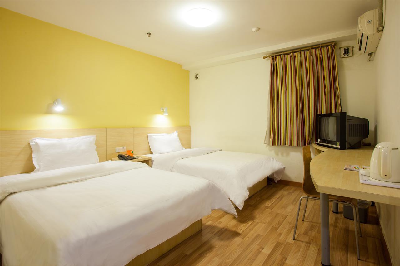 7Days Inn Qingdao Development Zone Jinshatan 部屋 写真