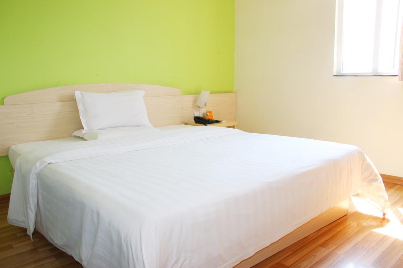 7Days Inn Qingdao Development Zone Jinshatan エクステリア 写真